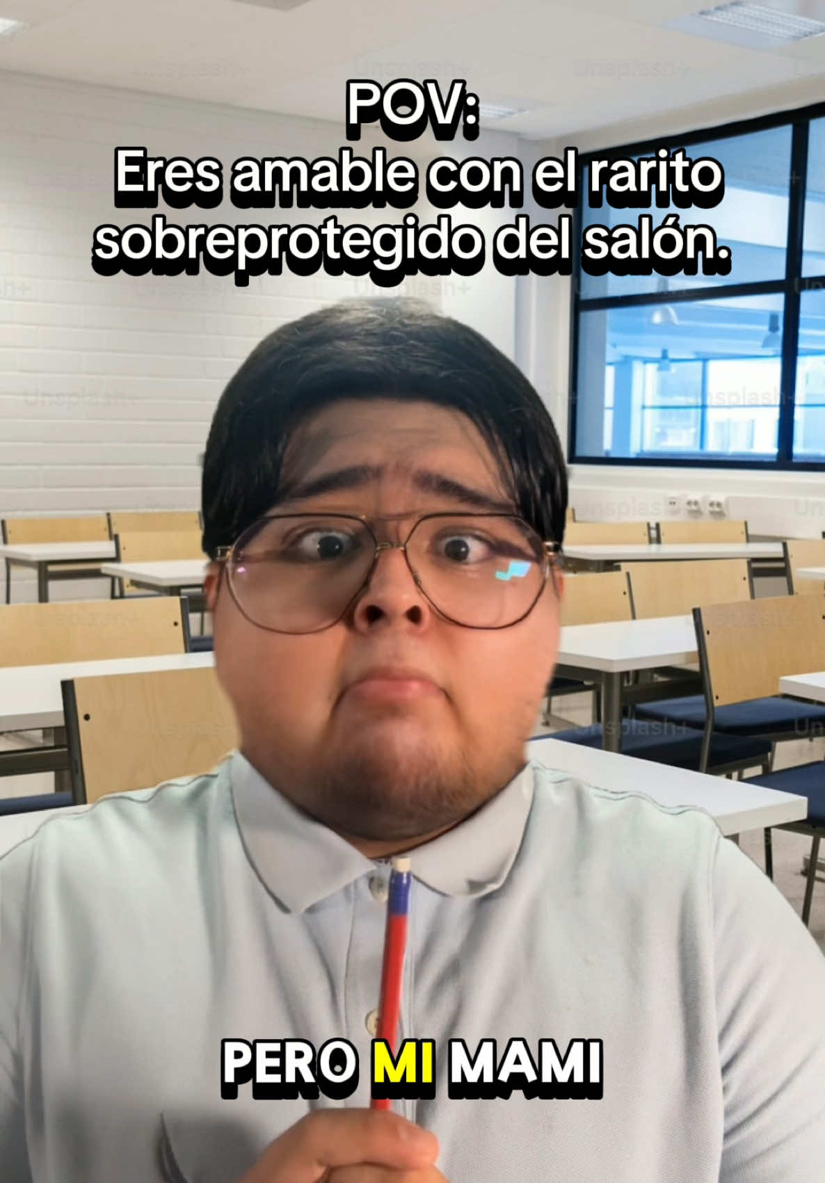 POV: Eres amable con el rarito sobreprotegido del salón. #pov #humor #comedia #cringe #funny 