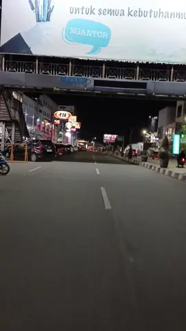 sepi nian kota jambi ni skrg..  yang rame klo malam cuma diwilayah sipin, mayang, kota baru #jambipride 