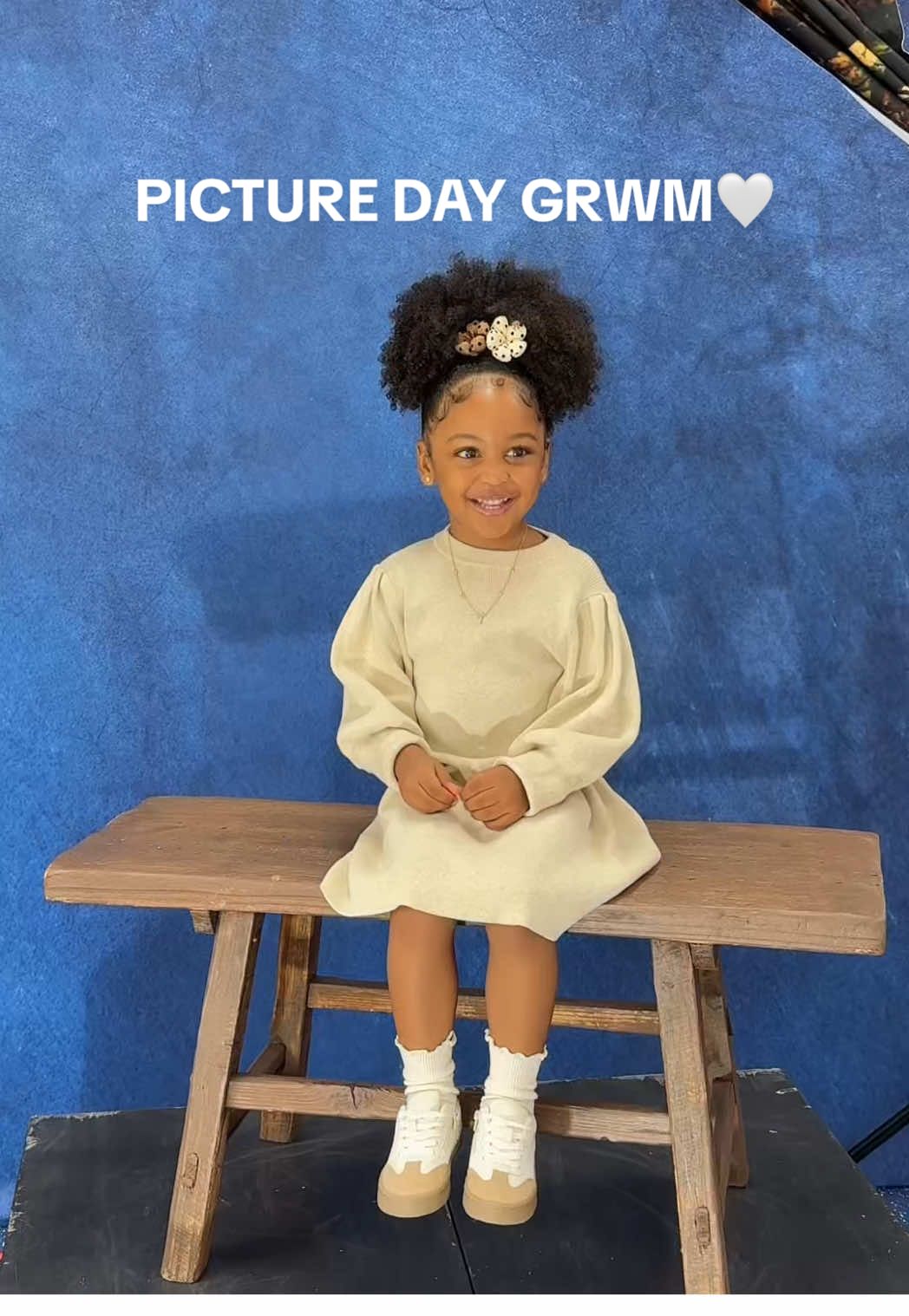 my baby is growing up so fast🥹🎀   all links for outfit and hair products in my shopmy under “posts” 🫶🏽 #morninggrwm #grwmforschool #momvlog #toddlermomlife #toddlertok 