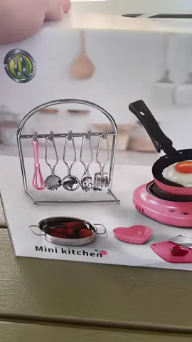 Real hot plate with so many accessories for your little chef!!!!! #littlechef #realhotplate #kitchenaccessoriesforkids #learntocook #kidslearntocook 