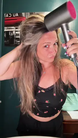 A must have and on sale now!! #BARONIR #ionichairdryer #fastdryzerofrizz #fyp #beautysharing 