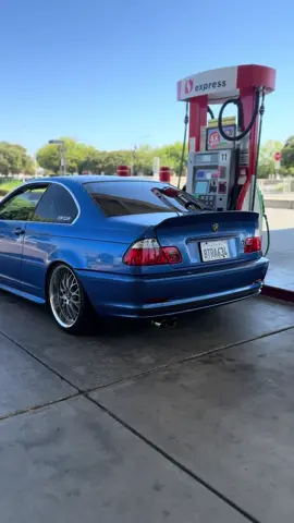 Made it to the gas station without breaking down 😅‼️ #bmw #e46 #330ci #cars #bmwm3 