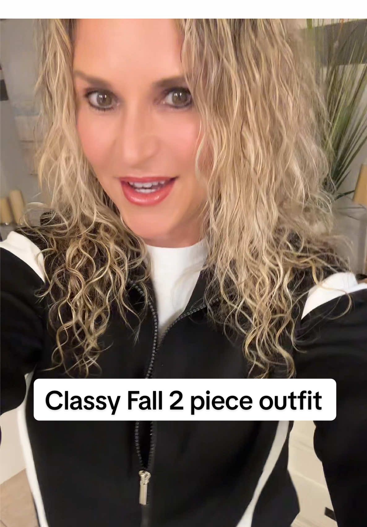 My outfit for the day! So cute and comfy! Obsessed- it’s perfect for Fall and Winter!!! #2pieceset #classy #fallfashiontrends #cozyoutfit #comfyoutfit 