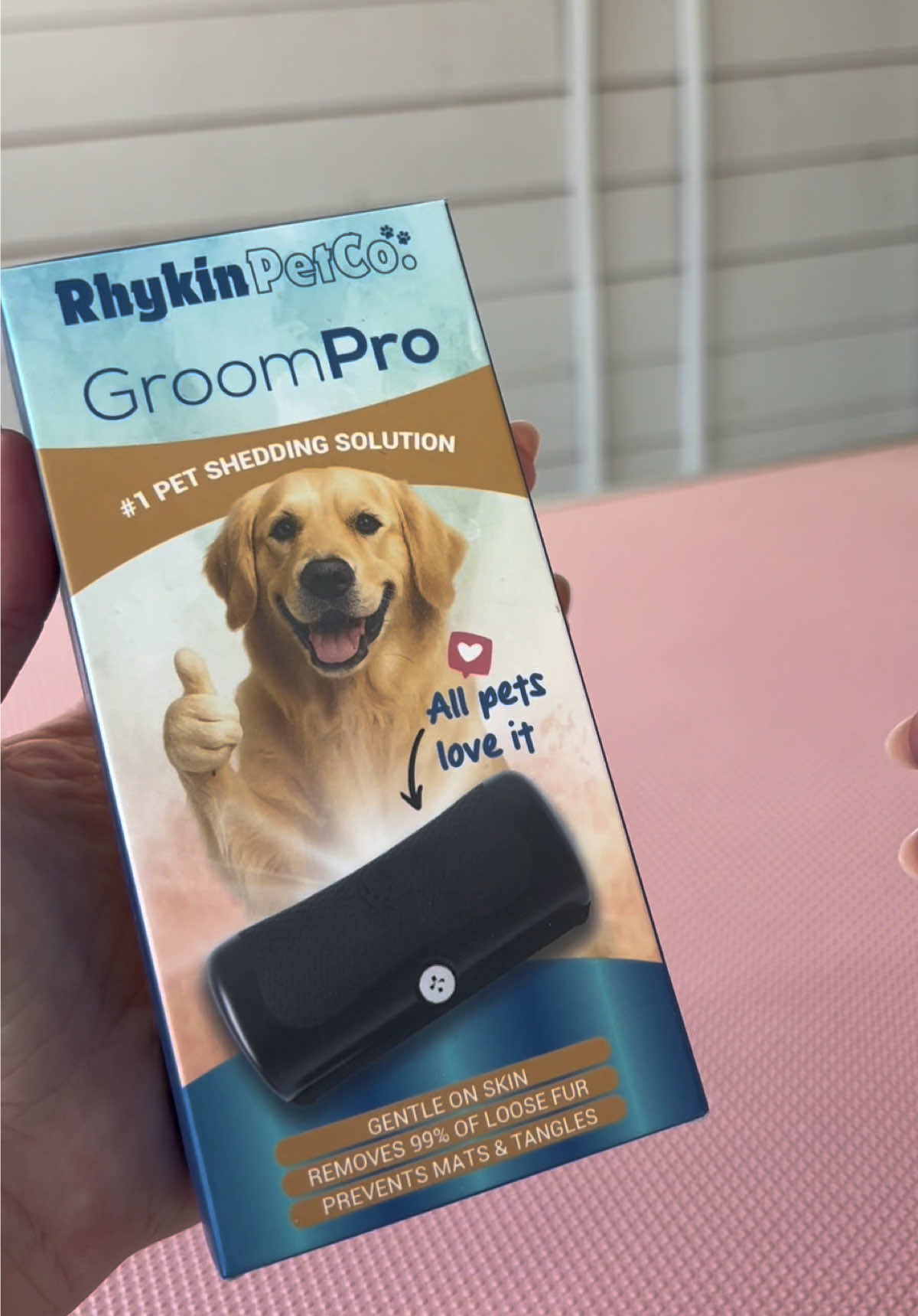 The must have brush for any smooth coated dog!  Shop the GroomPro, as shown in the video, at rhykin.com. Use 'ELLASDOGSPA' at checkout for money off 💸 AD #dogs #deshedding #doggroomer #labrador #fyp 