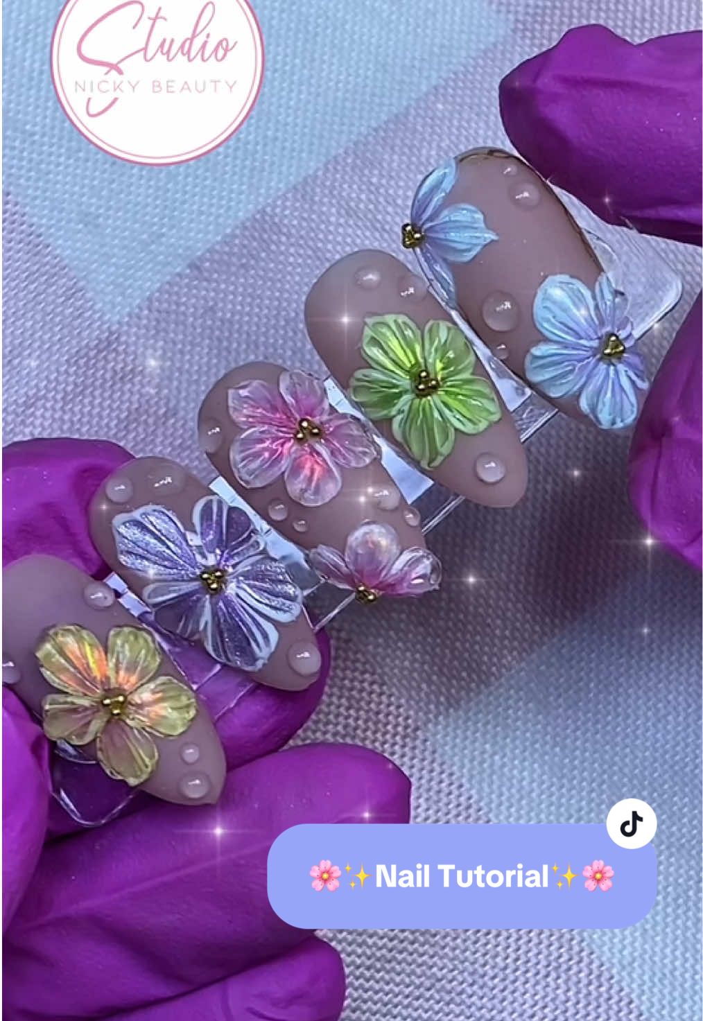✨🌺🌸Tutorial de Flores con relieves 🌸🌺✨ Si te gustó el video, dale like, comenta y comparte para seguir creando este tipo de contenido 💅🏽☺️🌸✨#nailart #nailtutorial #nailsartvideos #nailsdesign #nailinspo 