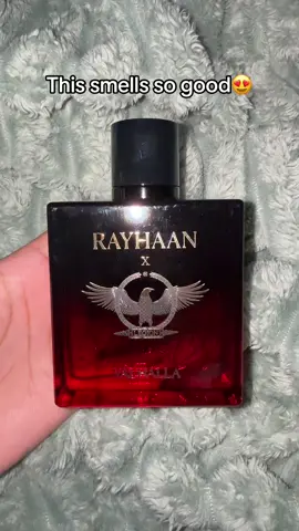 Whoever made this knew what they were doing cuz😍 #cologne #fragrance #colognetiktok #fragrancetiktok #buyit 