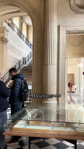 #pourtoii #fyp #paris#museum 