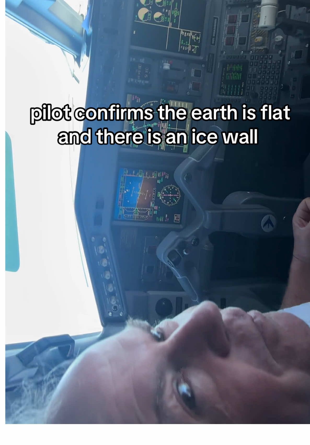 BREAKING!!! pilot confirms that the earth is flat and what is beyond the ice wall. i knew it guys 🌍 