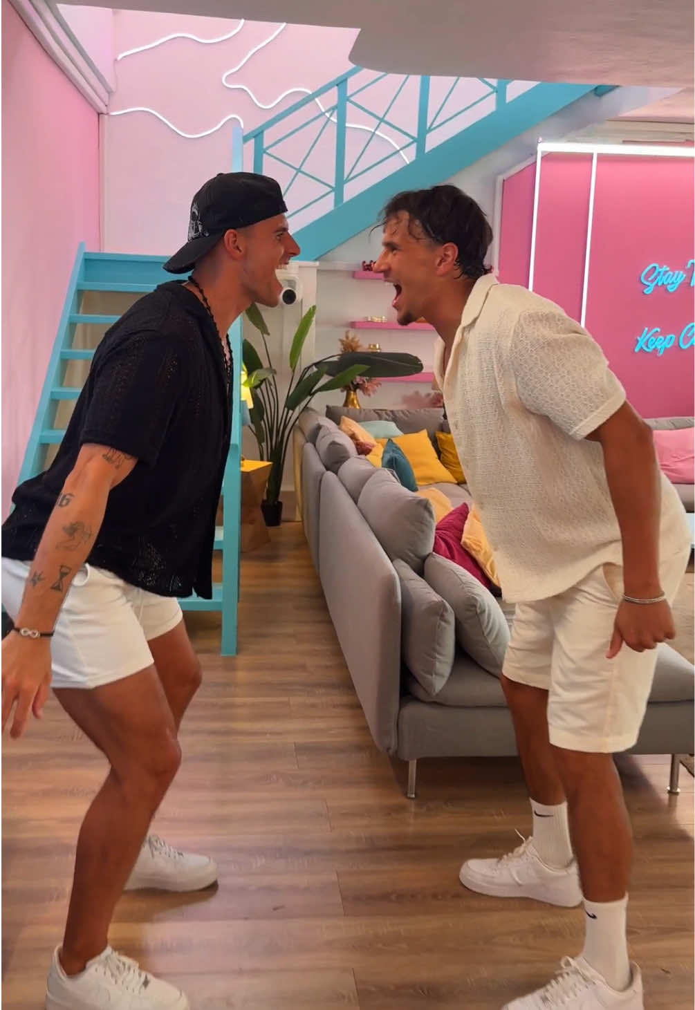 Nicolas předal klíče od hideaway dalšímu šťastlivci (snad 😏), tak se utíkejte kouknout na novou epizodu! 🤞🏻 #loveislandcs #LoveIsland #oneplaycz #voyo 