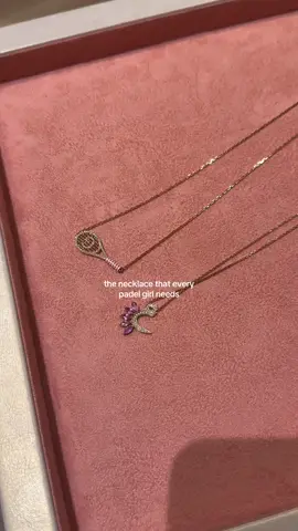 a stunner🩰✨ #necklace #padel #sportgirls #accessories 