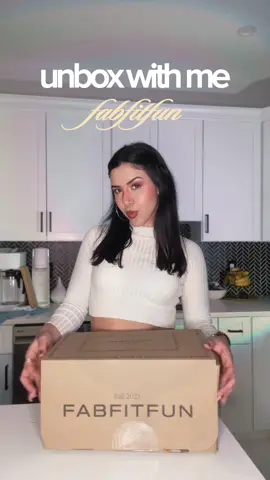 20% off your first fall box with code “FUN20”! 🧡 @FabFitFun #fabfitfunpartner 