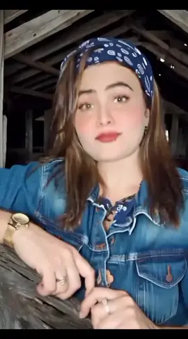 🥰🥰#standwithkashmir #singernighatnazofficial #viralvideo #foryoupage #foryou 