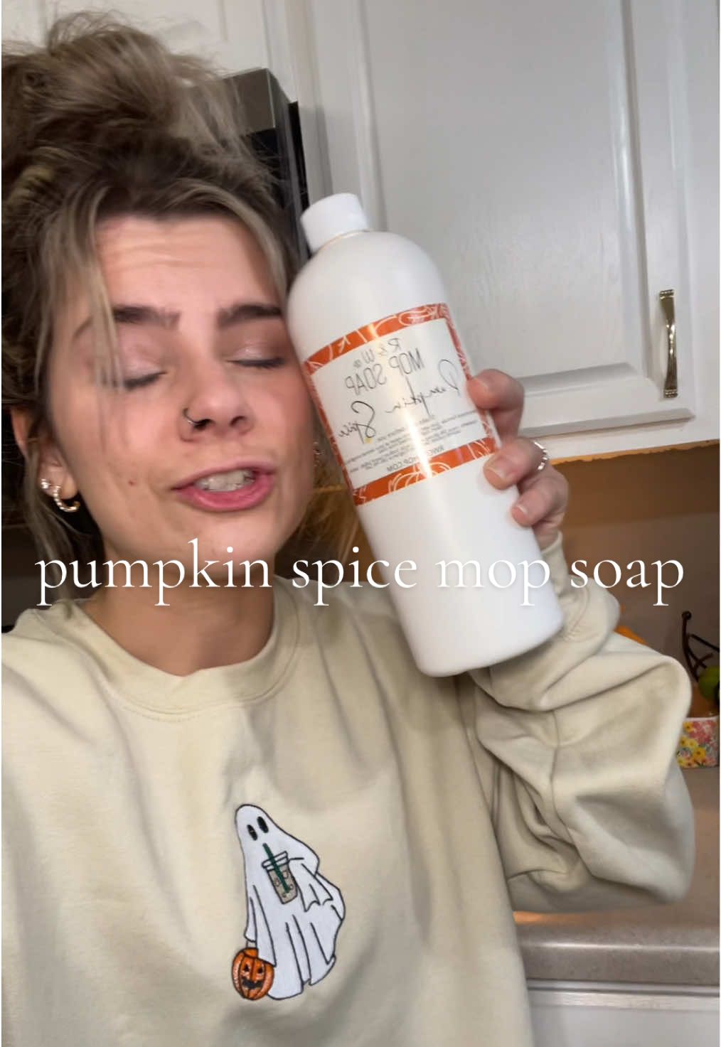 Replying to @𝐿𝑎𝑛𝑖 𝐺𝑟𝑎𝑐𝑒 ⍟ so many different ways to use this pumpkin spice mop soap! But your house will smell SO fall. 🍂🧡 It’s a long lasting scent too so a little goes a long way!  #pumpkinspice #fallscents  #cozyfall #mopsoap #tiktokshopfalldealsforyou 