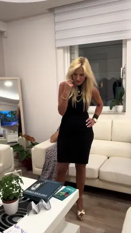 @Dr Endocrinologist @dr.endokrinologosVT @Lydia Demeneloudi #μεταβολισμοσ #vasiliki_trianti #wellbeing #obesitysurvivor #obesequeen #obesityisadisease #obesitymedicine #απωλεια_βαρους #obesitytreatment #vasilikitrianti #thyroiddisease #ευζην #παχυσακια #obesityepidemic #αδυνατισμα #βαρος #απωλειαβαρους #απωλειακιλων #απωλειαλιπους #απωλεια_βαρους 
