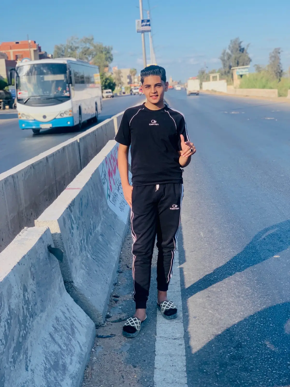 اخرنا ف اخرتنا والعظمه لله مش لحد. 📌⚰️