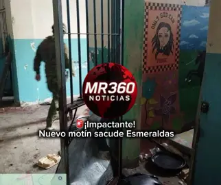 📰 ¡Nuevo motín en la cárc3l de Esmeraldas! La madrugada de este jueves se registraron disturbi0s dentro del centro penitenciario, generando preocupación a nivel nacional. Las autoridades mantienen un fuerte operativo y decenas de familiares esperan información sobre los internos. 🔔 Mantente informado con nosotros y sigue MR360 para más noticias al instante. #esmeraldas #guayaquil_ecuador #ecuadortiktok 