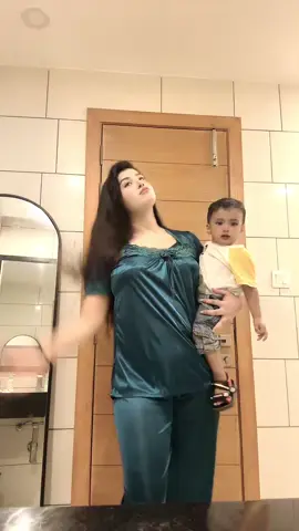 Sweet mummy 🎀👩🏻‍🍼#💋 #foryou @🦢 