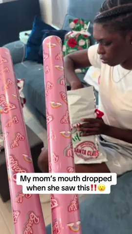 How would your mom react⁉️😭🎁@QVC, Inc #ttscommunitychicago #kringleexpressgiftbags #christmaspreparation #wrappingchristmaspresents #christmaspreparations 
