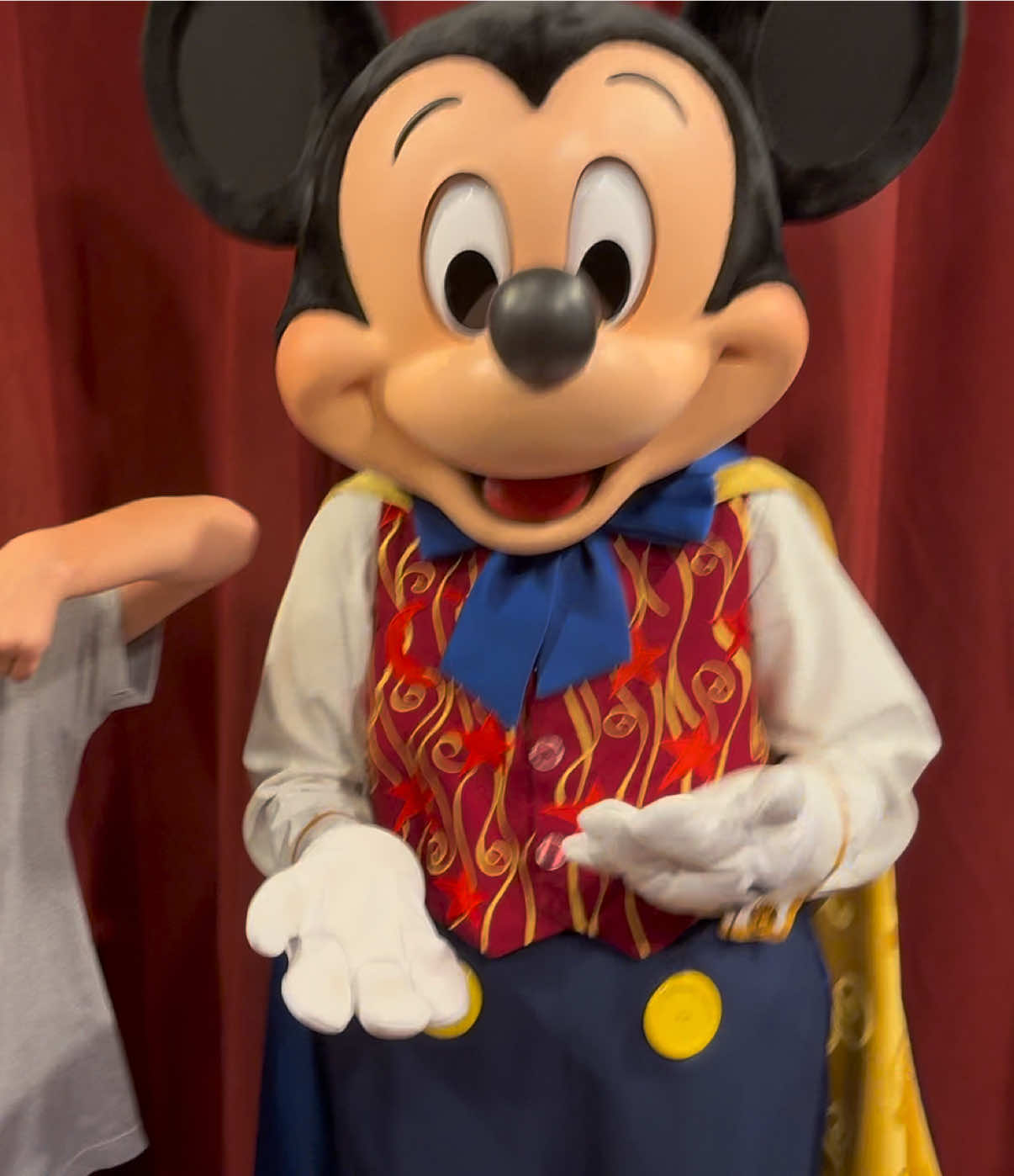making mickey do 67 #67 #mickeymouse #viral 