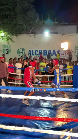 Ayuub vs aarka🔥🥊 #poxing🔥🙆🏽‍♂️ #xidigahagoosgoos🎥🏟 #amiir____enzo 