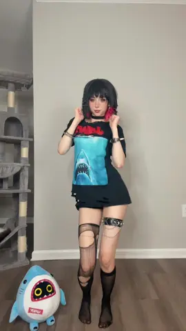 I hate how short I look without heels💀 I’ve gotten so used to filming in them #ellenjoe #cosplay #zenlesszonezero #dancetrend 