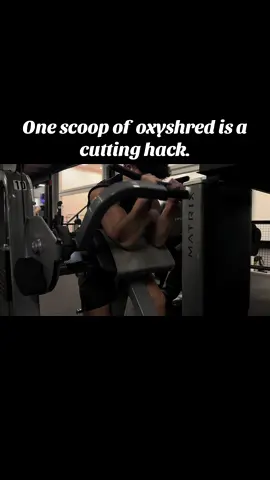 Grab some and add it to your routine‼️#creatorsearchinsights #tiktokshopcreatorpicks #oxyshred #preworkout #ehplabs 