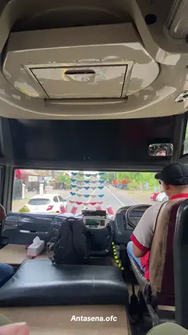 barunya antasena di 7322 #miramania #ayonaikbus #busmania #viralvideo #jatimanraceway #miraantasena 