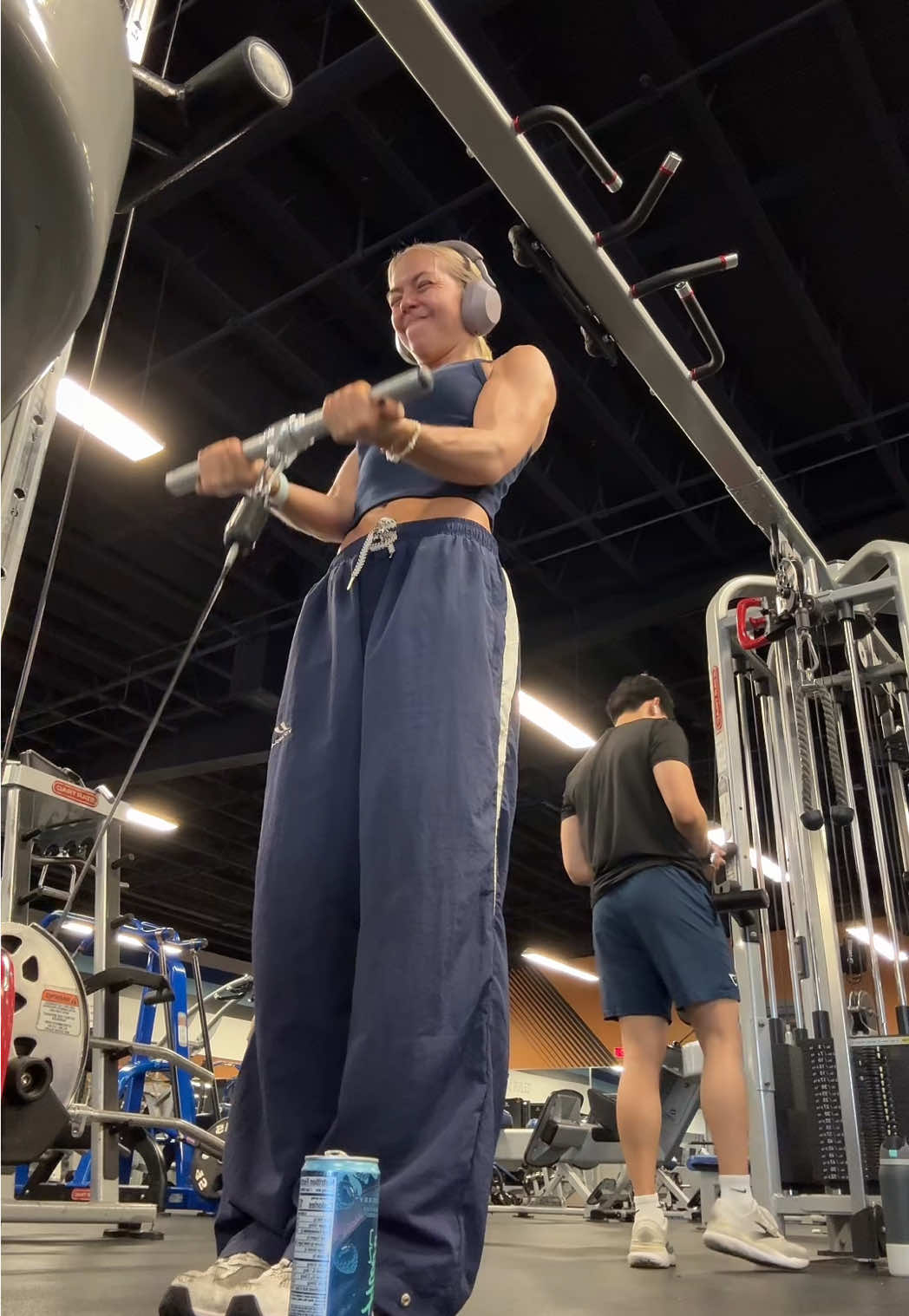 romanticizing the work is how i fell in love with it 👸🏼🏋️‍♀️🎧❤️‍🔥  (same with everything in my life) #fyp #passion #gymmotivation #gymgirl #gymedit 