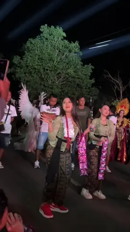 Asikin res 💃  @Resti Sintia  #restisintia #dancerkarnaval #karnavalsoundsystem #soundviral #horegkotapisang 