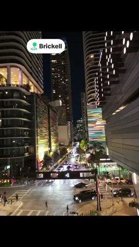 🎶cantar Brikell de Feid en Brikell🎶 #brikellmiami #brikellcitycenter 