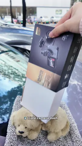 This dashcam is a really good deal at a low price .It records in 1080p,captures audio,and it’s so cheap! #dashcam #360dashcam #oldcar #safedriving#tiktok 