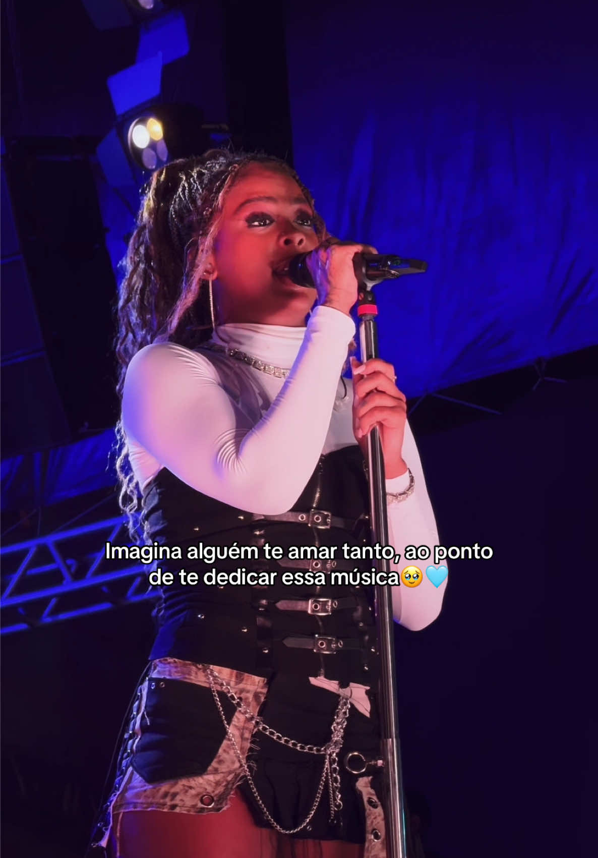 Imagina só…🥹🩵🧡 Quem aí já ouviu “Foto” minha música nova no #SoVvamoSunset  #Pagode #marvvila #musicanova 