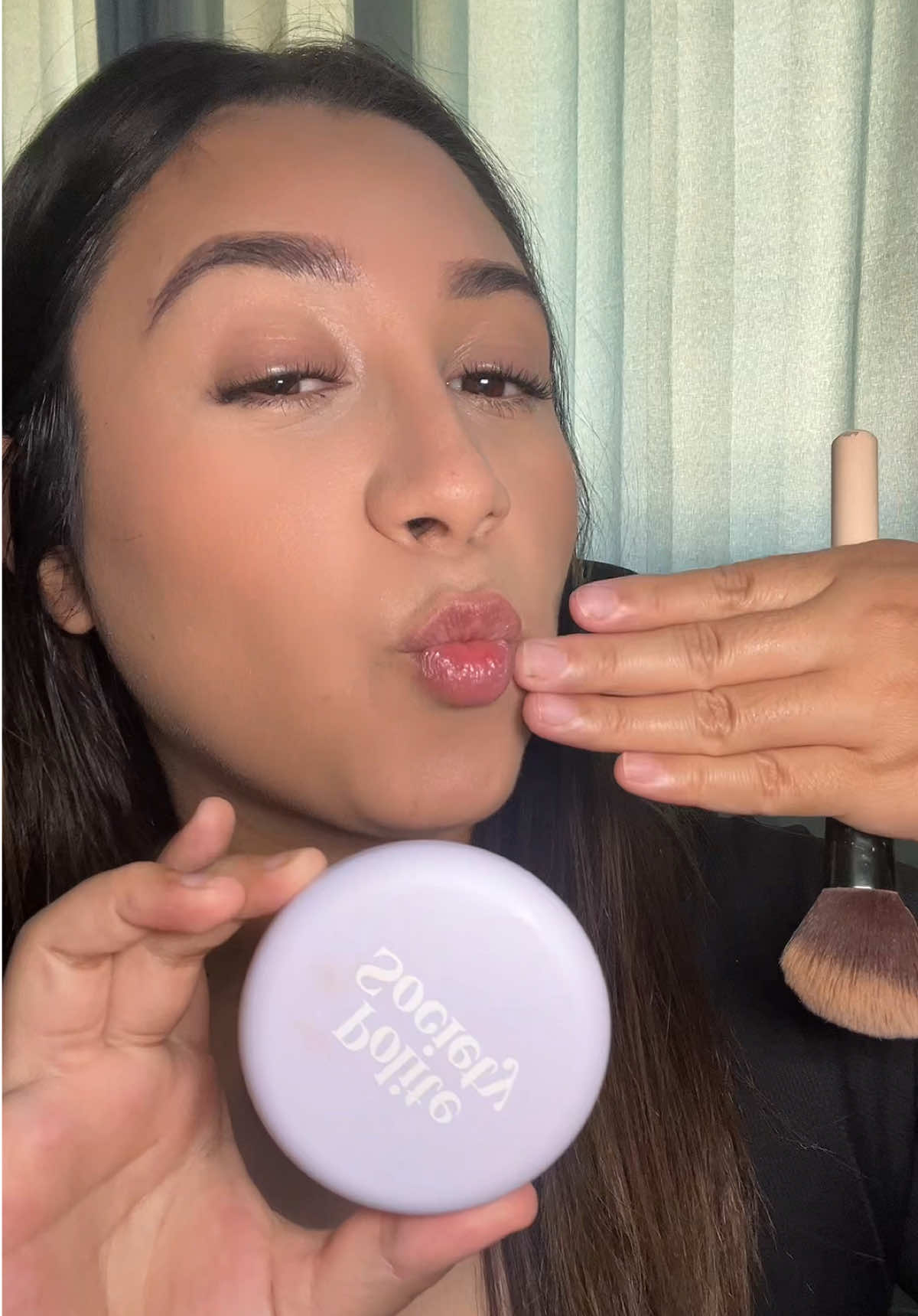 @Polite Society Beauty Bronzer in Cabana Club🤎 I think i can definitely get a shade darker but I loved the finish this one gave me! So natural🙌🏻 #politesociety #bronzer #makeup #BeautyTok #tryon 