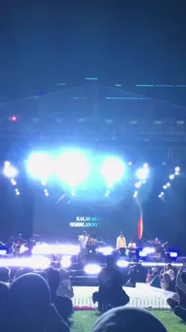 Kalau ada sembilan nyawa mau sama mu saja semuanya😍 lirik ini terngiang ngiang sehabis konser KUKSHB Palembang. Candu banget sumpah mau dengerin nanti 3 Oktober rilis@Adrian Khalif @Rizky Febian #alamak 