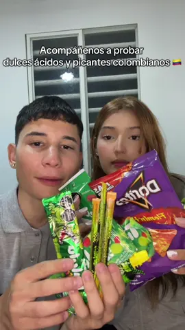 La reacción de nosotros 😂@Felichinga  #dulces #picante 