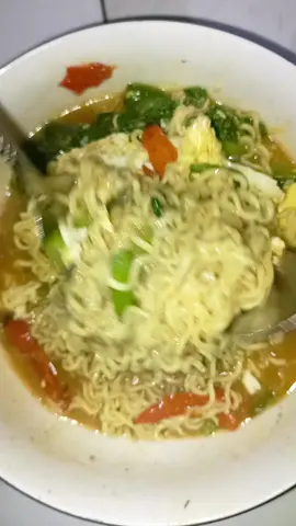 makan mie  #tangerang #miesedap #fyp #pyfffffffffffffffffffffffffffffffff 