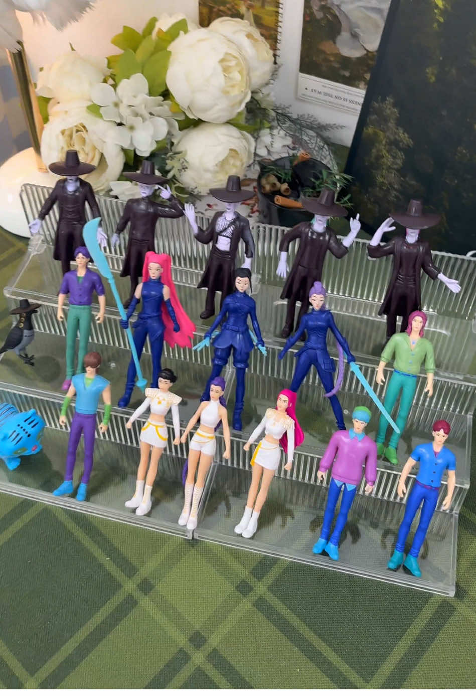 Surprised my daughter with the ultimate K-POP desk set-she screamed!💕🥰 #demonhunter #kpop #viral #trending #dealsforyoudays  