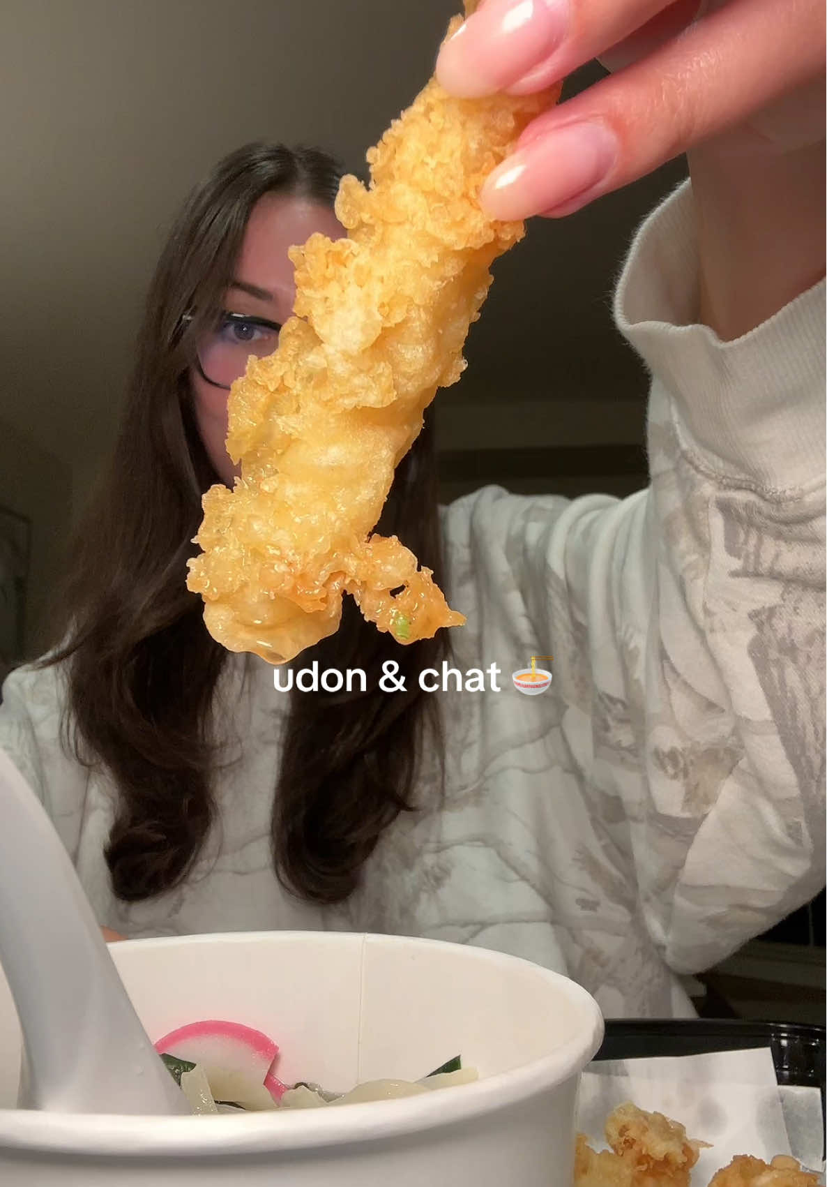 Let’s eat udon & catch up 🍜 weddings, fall, and dogs #udon #mukbang #eatwithme #foodtiktok #yummy 