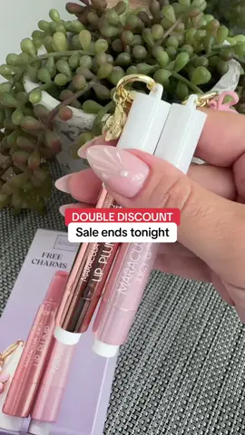 Double the Tarte, double the kiss 💋 #tiktokshopcreatorpicks #tiktokshopblackfriday #tiktokshopcybermonday #tiktokshopfalldealsforyou #ttsbeautybesties   *Final Price / Shipping / Coupons / Discounts may differ based on your TikTok account, available coupons, and current promotions. Always refer to product listing for up-to-date offers. 