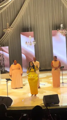 Psalm 100:4-Enter into his gates with thanksgiving, and into his courts with praise: be thankful unto him, and bless his name @Buhle Thela 🥹🙌#praiseandworship #gospelmusic #concerts #christiantiktok 