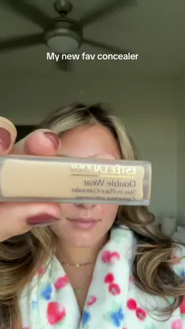 This looks so natural and feels amazing!!! #fyp#skin#concealer#esteelauder  @Estée Lauder 