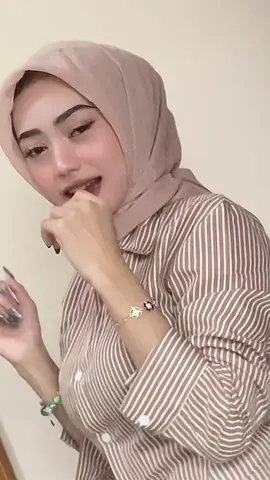 inikah sound angguk angguk 😭#viraltiktok #soundviral #capcutvelocity 