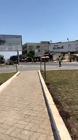💙💙💙Está na Moda, cada quilómetro é feito com segurança, conforto e pontualidade. ✅ Motoristas experientes ✅ Cobradores atenciosos ✅ Frota moderna ✅ Transporte rápido de encomendas e bagagens 📍 Saídas diárias de Nampula para vários destinos no Norte de Moçambique. 📞 Reserve já a sua viagem ou envie a sua encomenda! 📞 Ligue: +258 86 300 6621-Nampula 📞 Ligue: +258 86 529 7070 -Pemba Está na Moda — O seu destino é a nossa missão. #EstáNaModa #TransporteSeguro #ConfortoNaEstrada #Moçambique