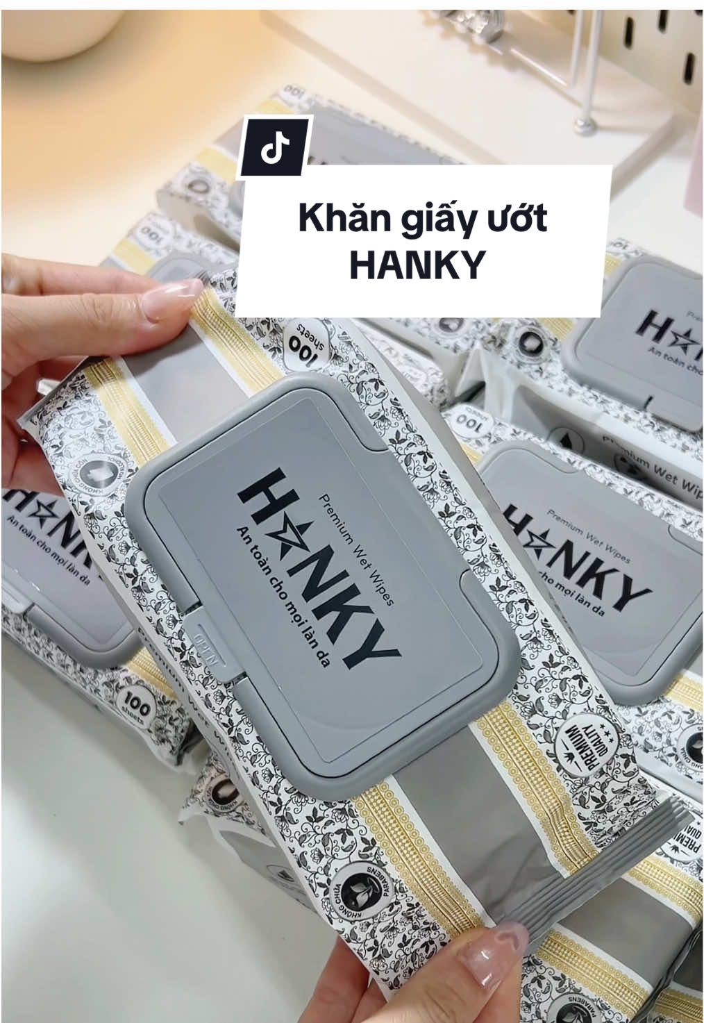 Khăn giấy ướt HANKY #trinhreview99 #khanuot #khanuotkhongmui #khanuothanky #hanky #khangiayuot #review #giadung #mevabe #giadungtienich #viral #xuhuong 