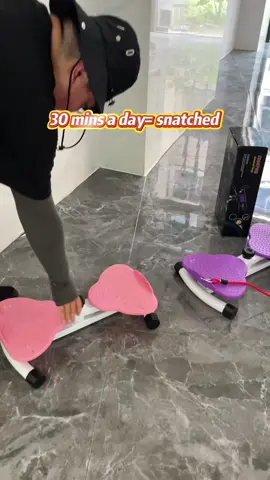 You can exercise your core without going to the gym.#homegym #GymTok #noexcuses #fitlife #absworkout 