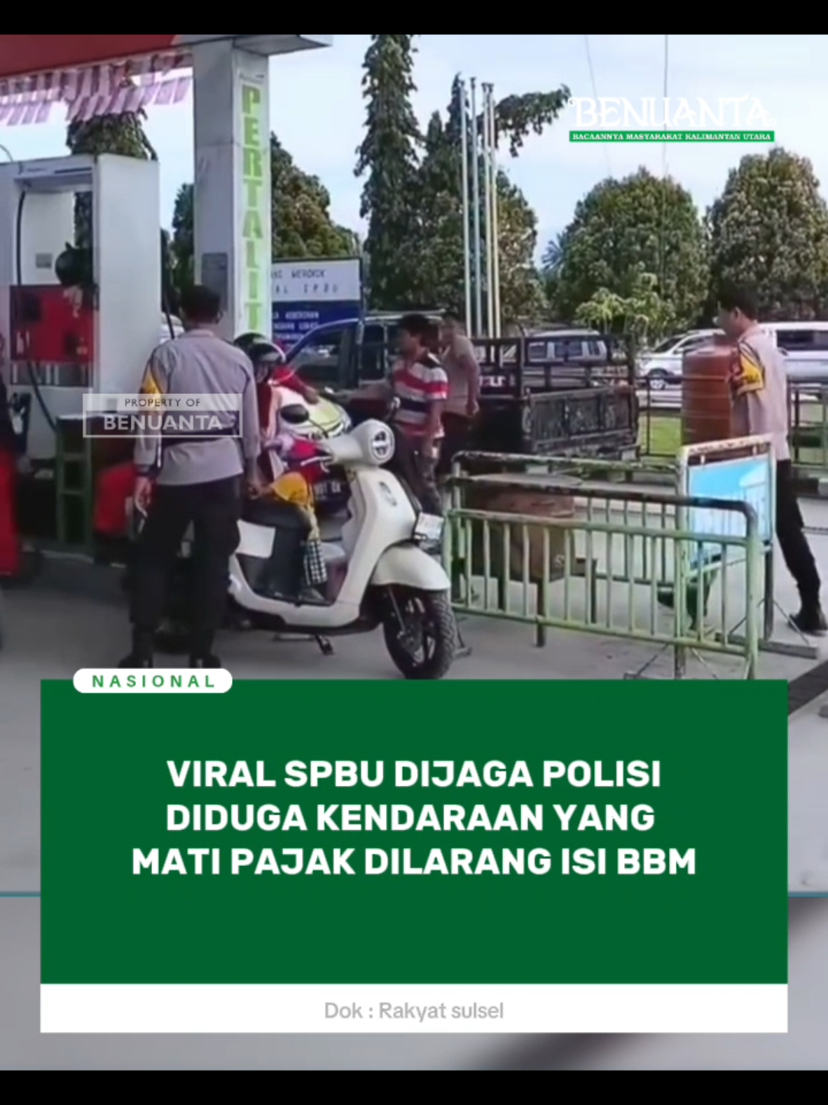 Baru-baru ini beredar video di media sosial yang menampilkan sejumlah aparat kepolisian melakukan inspeksi mendadak (sidak) ke sebuah Stasiun Pengisian Bahan Bakar Umum (SPBU). Dalam video itu, polisi meminta pihak SPBU tidak melayani pengendara yang menunggak pajak kendaraan.Rekaman video itu viral setelah, salah satunya dibagikan pengguna TikTok, @way.gan7 pada Selasa (24/9/2025). Berdasar video berdurasi singkat itu, tampak pengendara motor dan mobil membludak saat mengantre pengisian BBM di SPBU tersebut. Sejumlah polisi pun tampak mengawasi petugas SPBU saat melayani para pengendara yang antreannya tampak mengular. Dalam video itu, tampak terdengar suara pria diduga salah satu anggota polisi meminta petugas SPBU hanya melayani pengendara yang sudah membayar pajak kendaraan. Sumber: Rakyat Sulsel Editor: Stev Pheter Kreator:Agatha #benuantacoid #kalimantanutara #isibbm #matipajak 