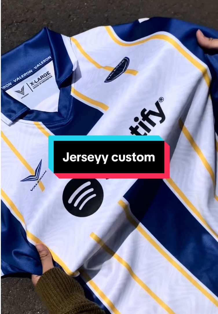 Mau Custom Logo,Sponsor,Warna,Nama,No punggungg?? BISAA BANGETT LOHH CUSS LANGSUNG KONSULTASI KE NOMOR ADMIN YANG ADA DIBIOO🤩🤩🤩#jerseyfutsal #jerseycustom #jerseyfullprinting #berandafyp #fyppppppppppppppppppppppp 