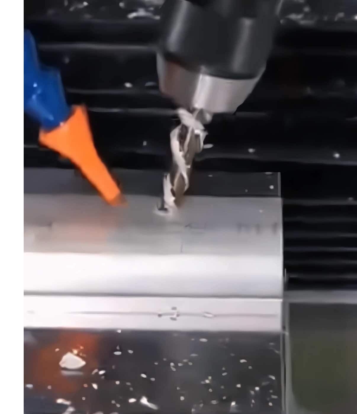 Some mistakes moments 😂#cuttingtools #cnctools #cnc #cncmachining #cnccuttingtools 
