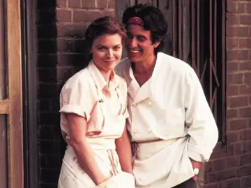 صرت دنياي كلها انت #frankieandjohnny #alpacino #ال_باتشينو #اكسبلور#movies 
