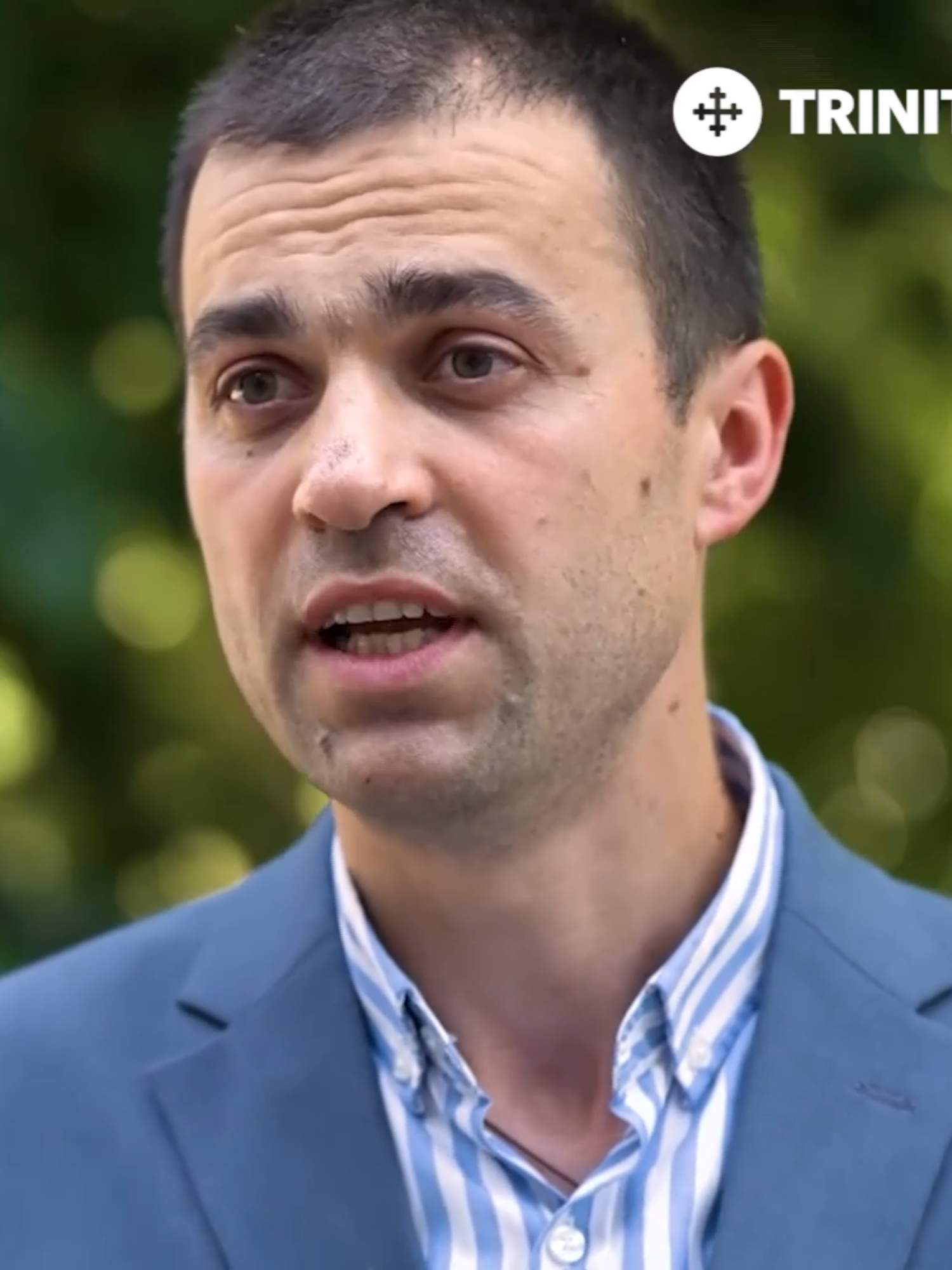 „Părintele a înțeles de la început care va fi sfârșitul său după anchetă!” Anchetele comuniste reprezentau doar o perdea în spatele cărora se ascundeau abuzurile și torturile. La arestare, Sfântul Părinte Alexandru Baltaga și-a dat seama că nu va mai scăpa cu viață. ▶Urmăriți aici ediția integrală: https://tinyurl.com/chipuridesfintenie #sfant #ancheta #comunism #istorie #credinta #rugaciune #moarte #ChipuriDeSfintenie #TRINITASTV